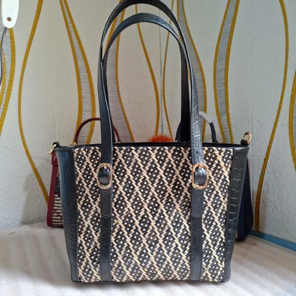 Tote Bag Rotan Dayak